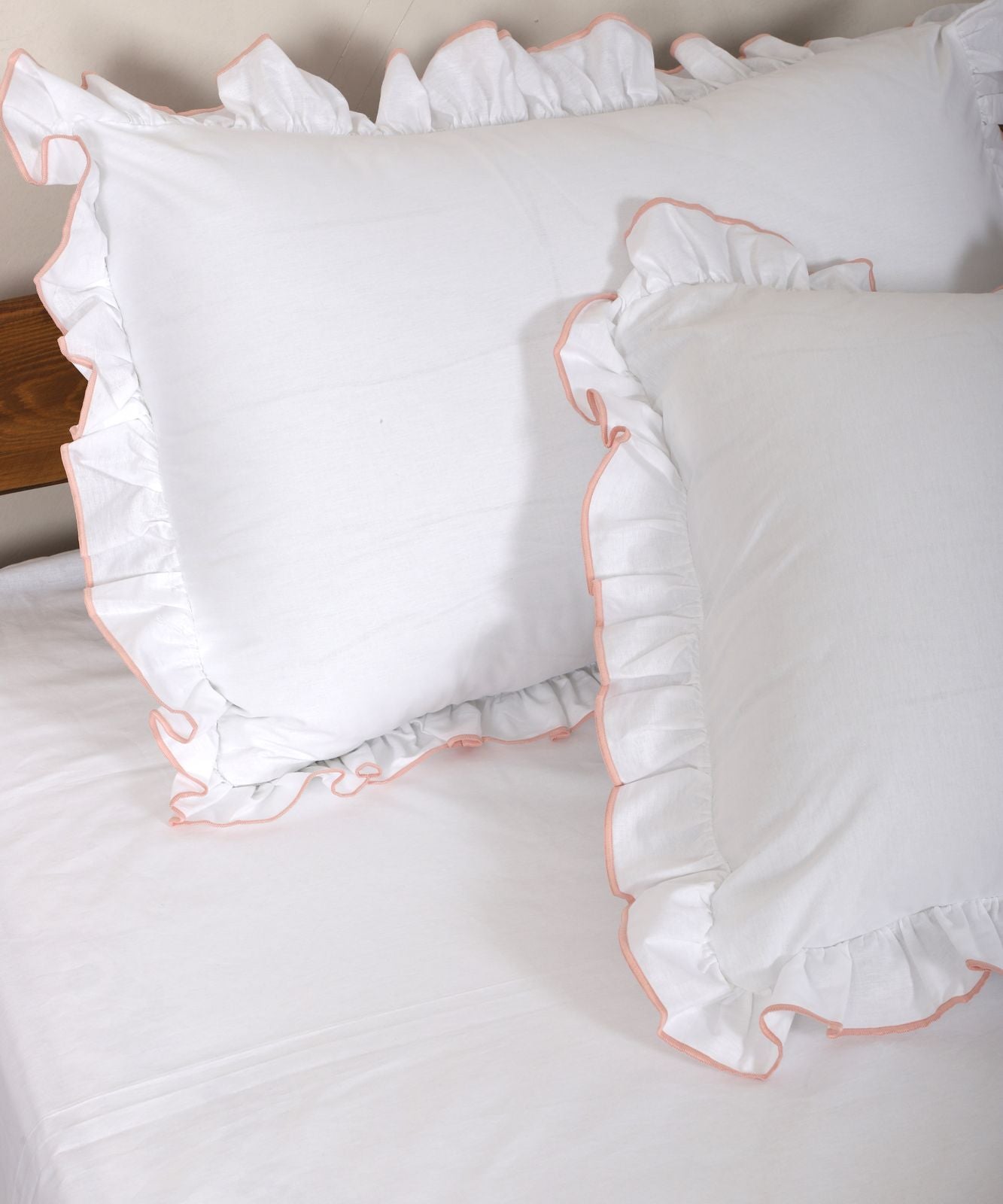 %100 Poplin Pamuk Kumaş l Fırfırlı Çift Kişilik Beyaz Nevresim Takımı