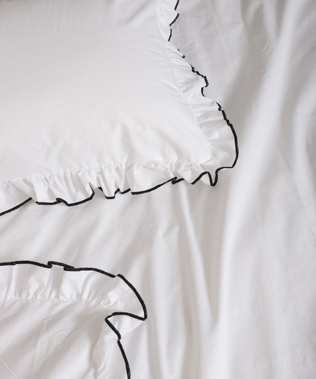 %100 Poplin Pamuk Kumaş l Fırfırlı Çift Kişilik Beyaz Nevresim Takımı