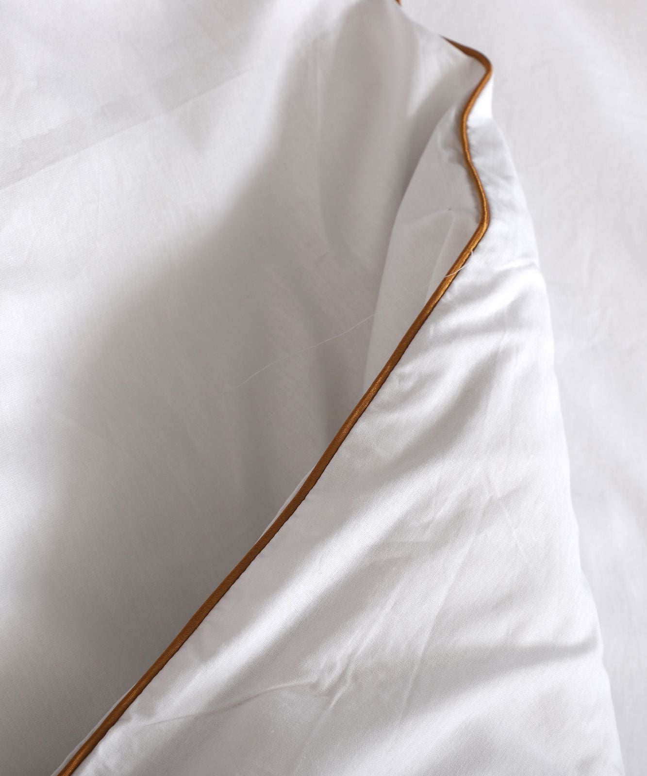 Premium Arabiyeli Beyaz Nevresim Takımı