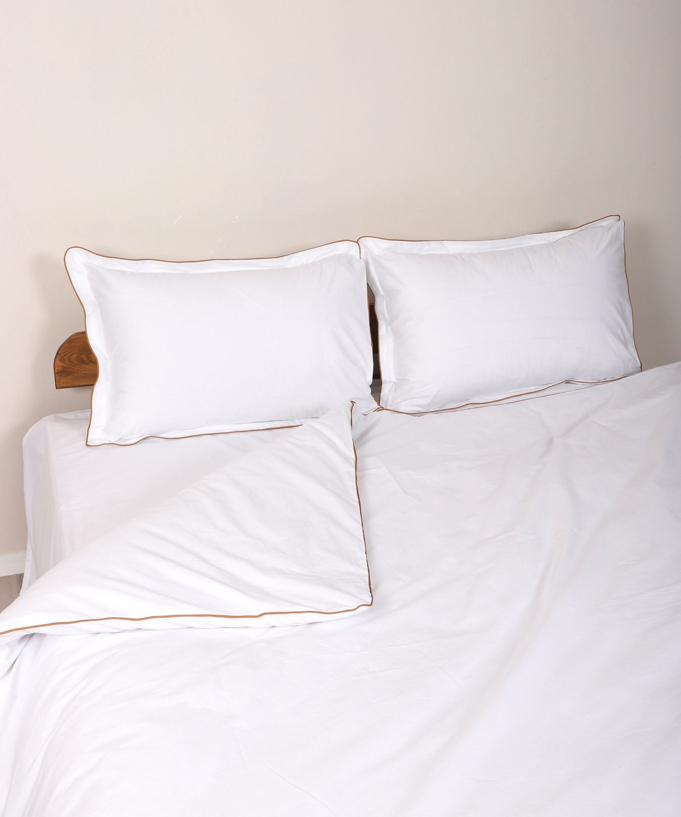 Premium Arabiyeli Beyaz Nevresim Takımı